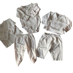 Kissy Kissy bundle if gently used baby pink sets. NB & 0-3 month.